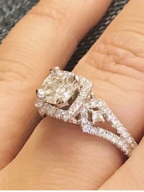 Princess cut engagement ring